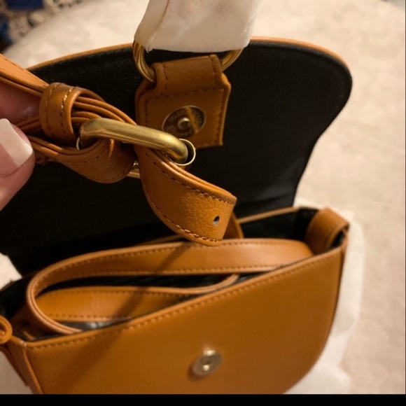 JJ  Winters Leather purse. - Picture 4 of 7